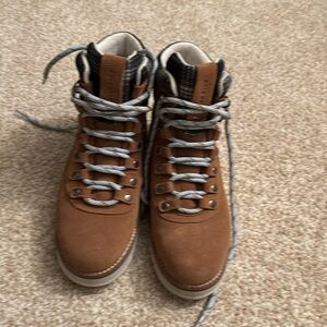 Womens Cole Haan brown suede boots 
Size 5.5